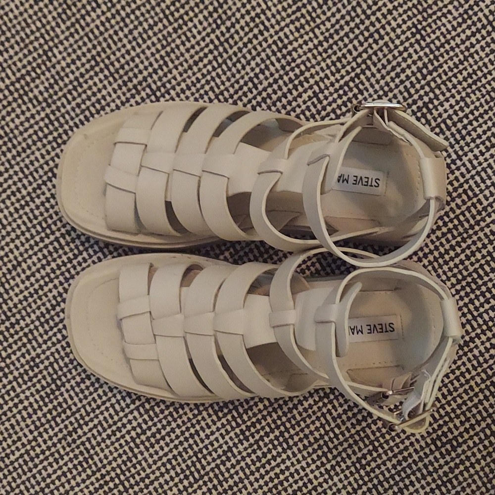 Steve Madden bone colored sandals